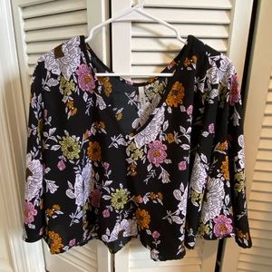 Floral crop blouse